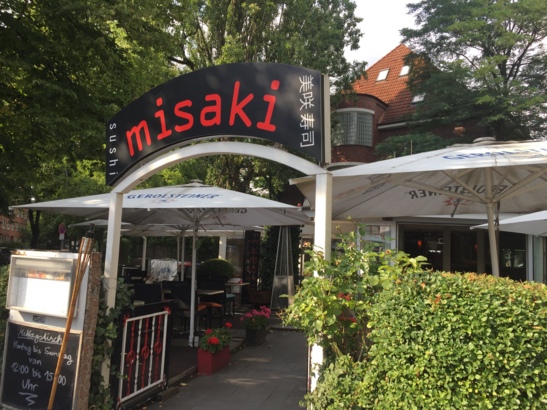 Durchgehend positive Bewertungen für das japanische Restaurant misaki, das nötige Kleingeld muss aber mitgebracht werden.